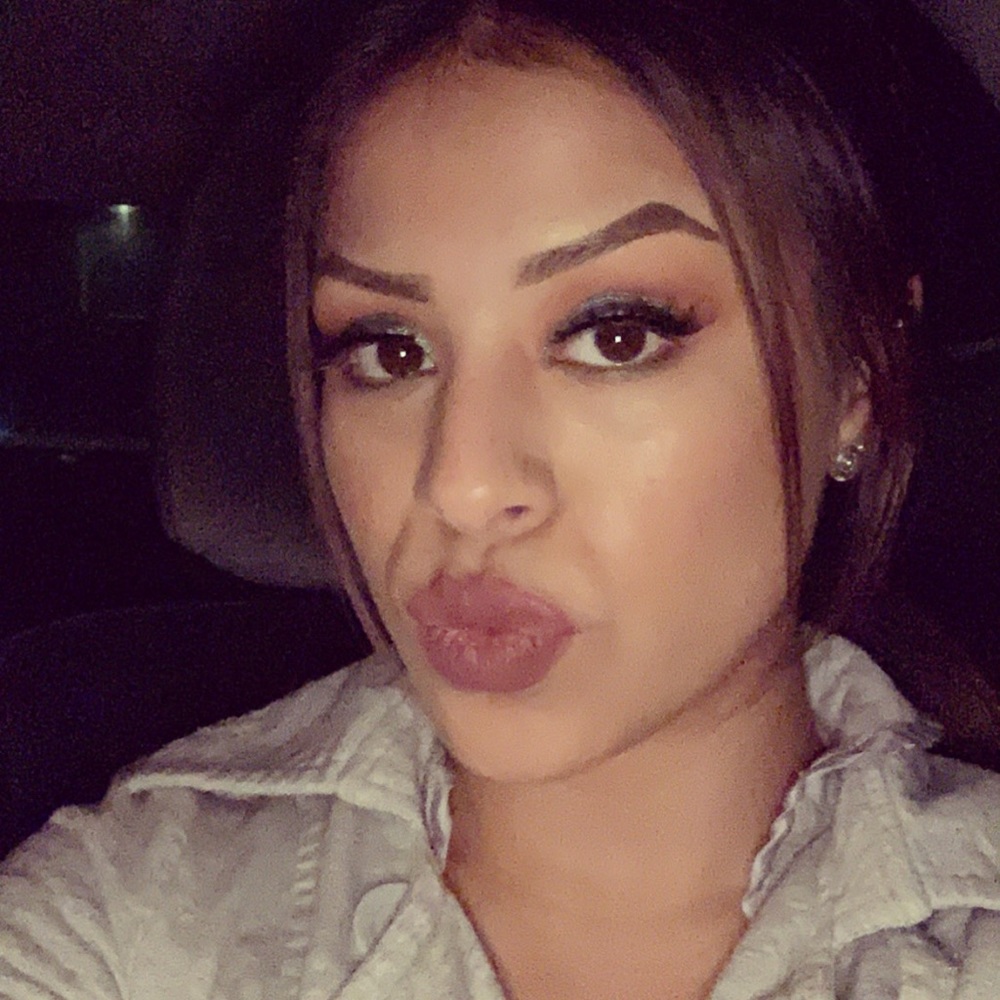 Meet your Posher, Cassie